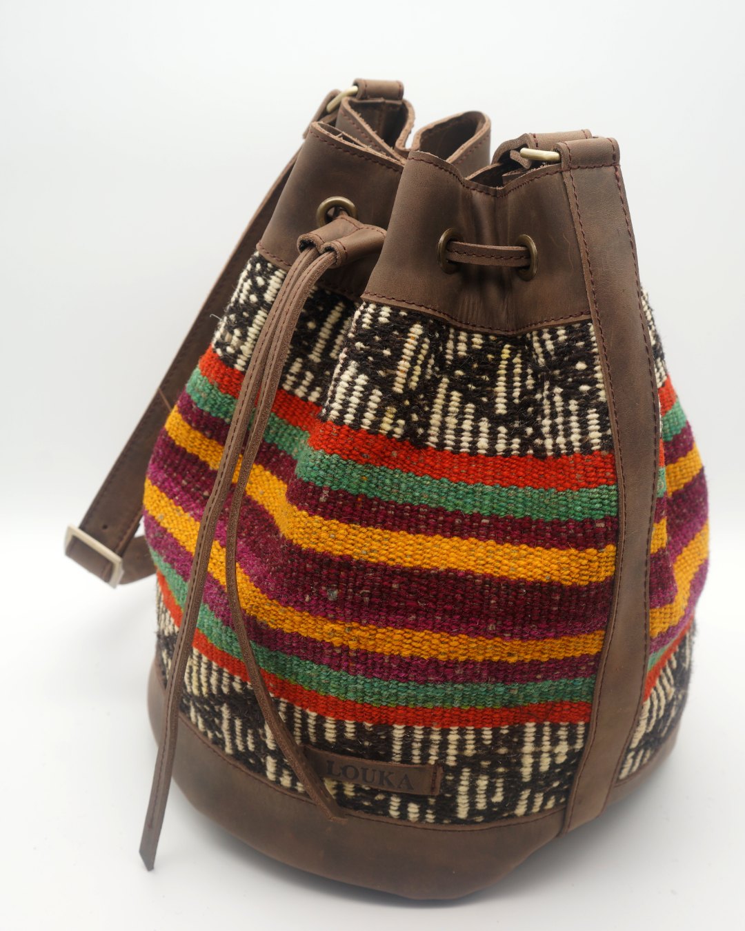 Bolso Cubo de Kilim Hecho a Mano Con Cuero Genuino LKB02111