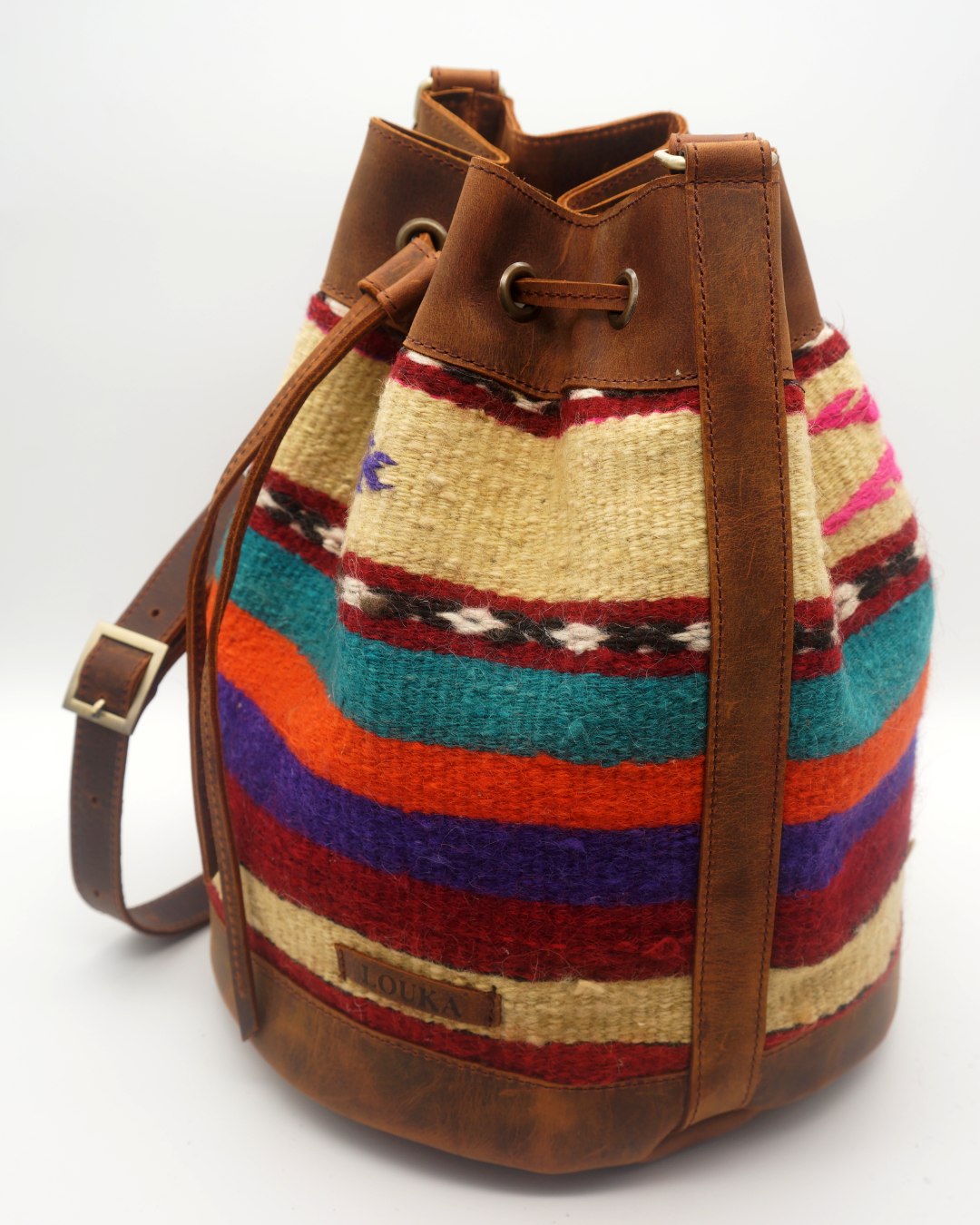 Bolso Cubo de Kilim Hecho a Mano Con Cuero Genuino LKB02149