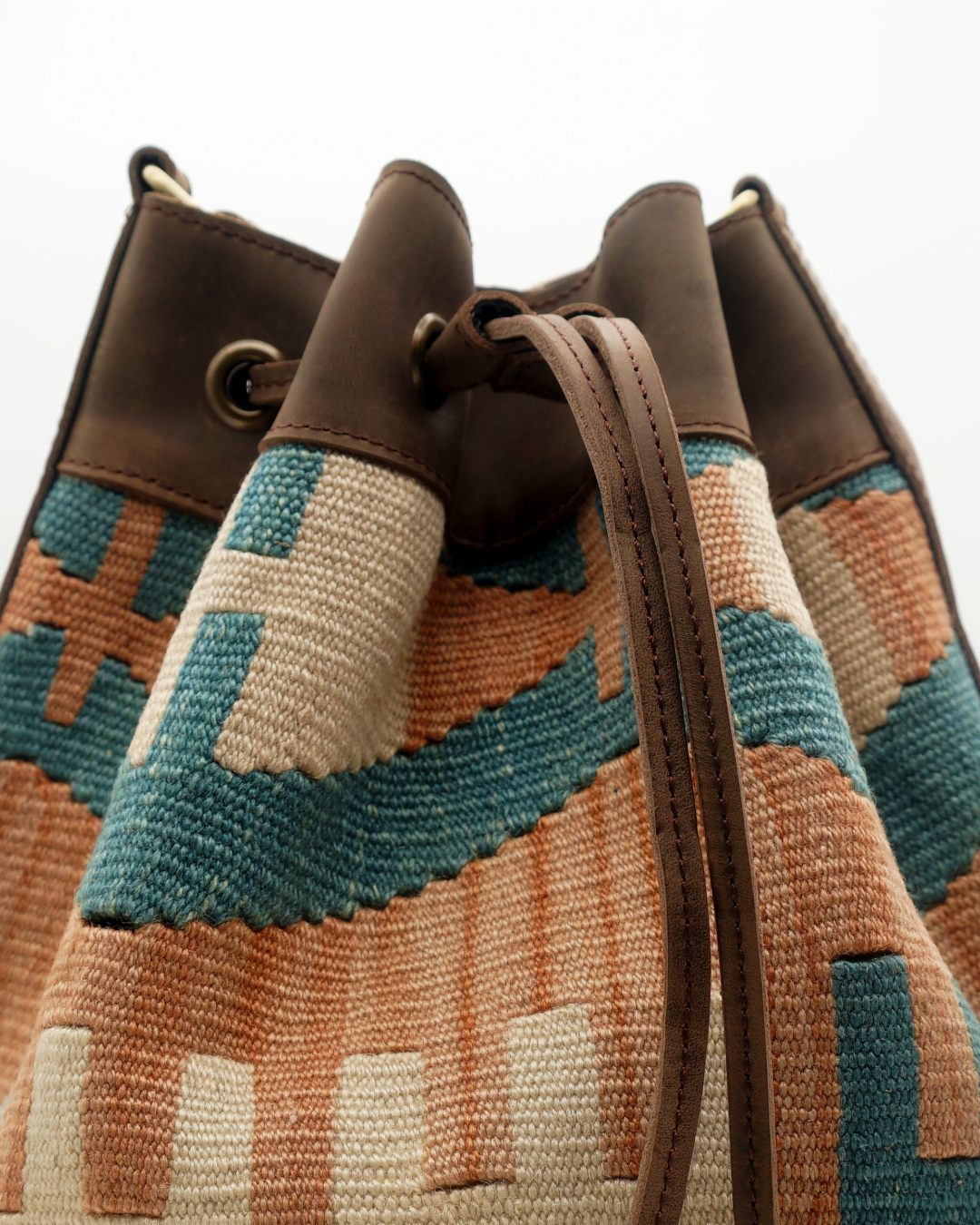 Handmade Kilim Bucket Bag With Genuine Leather LKB02099