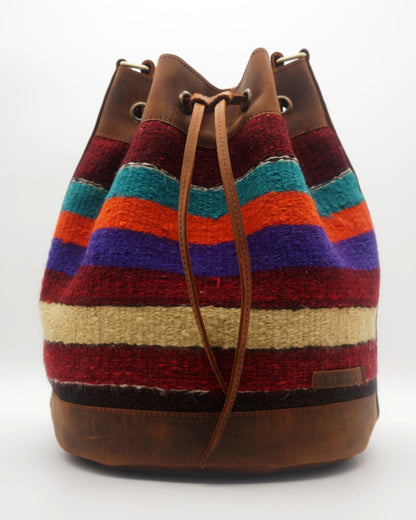 Bolso Cubo de Kilim Hecho a Mano Con Cuero Genuino LKB02146