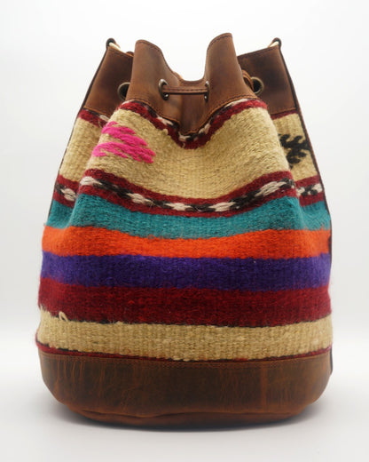 Bolso Cubo de Kilim Hecho a Mano Con Cuero Genuino LKB02149
