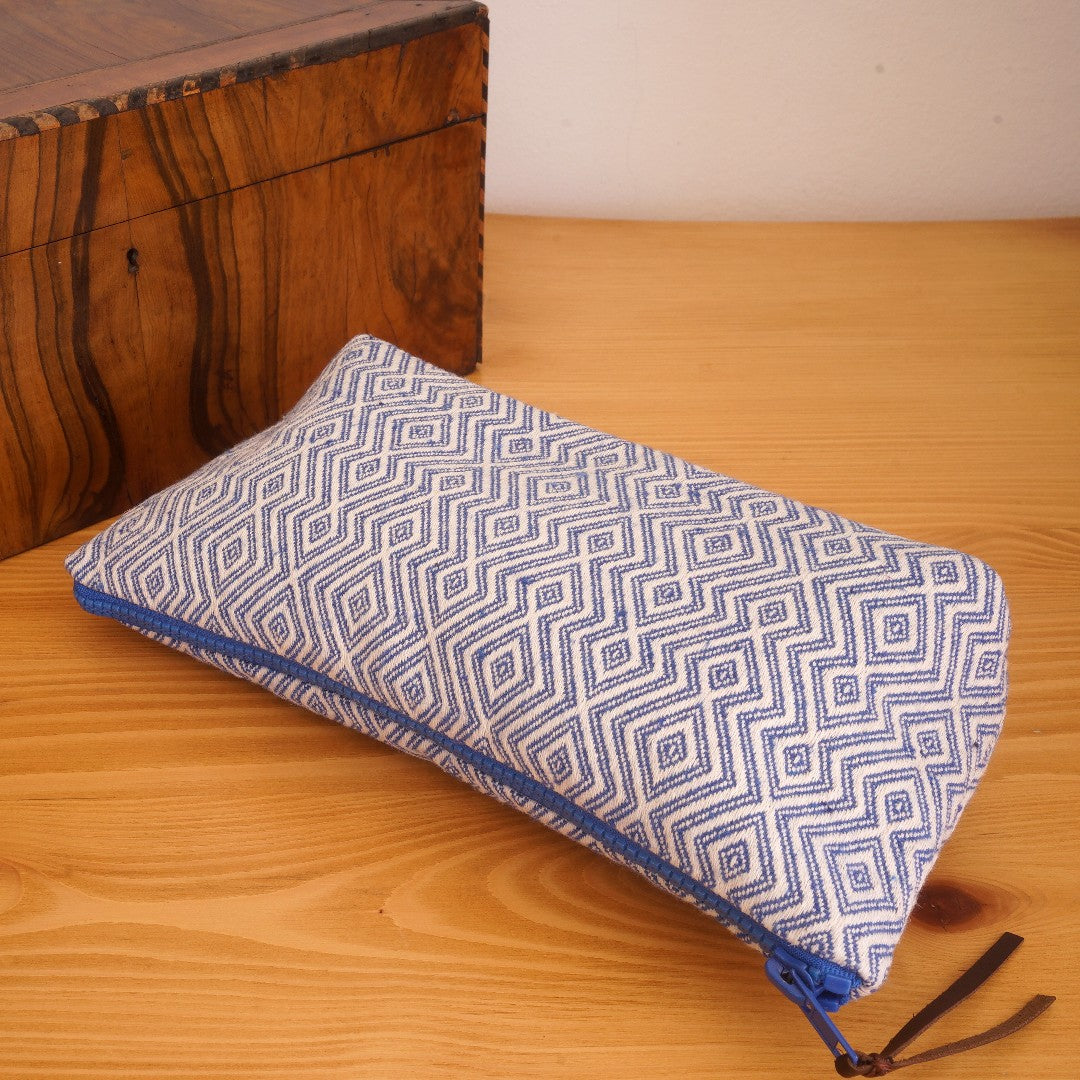 Apasa Handwoven Makeup/Pouch Bag, clutch cosmetic bag laid with decor box