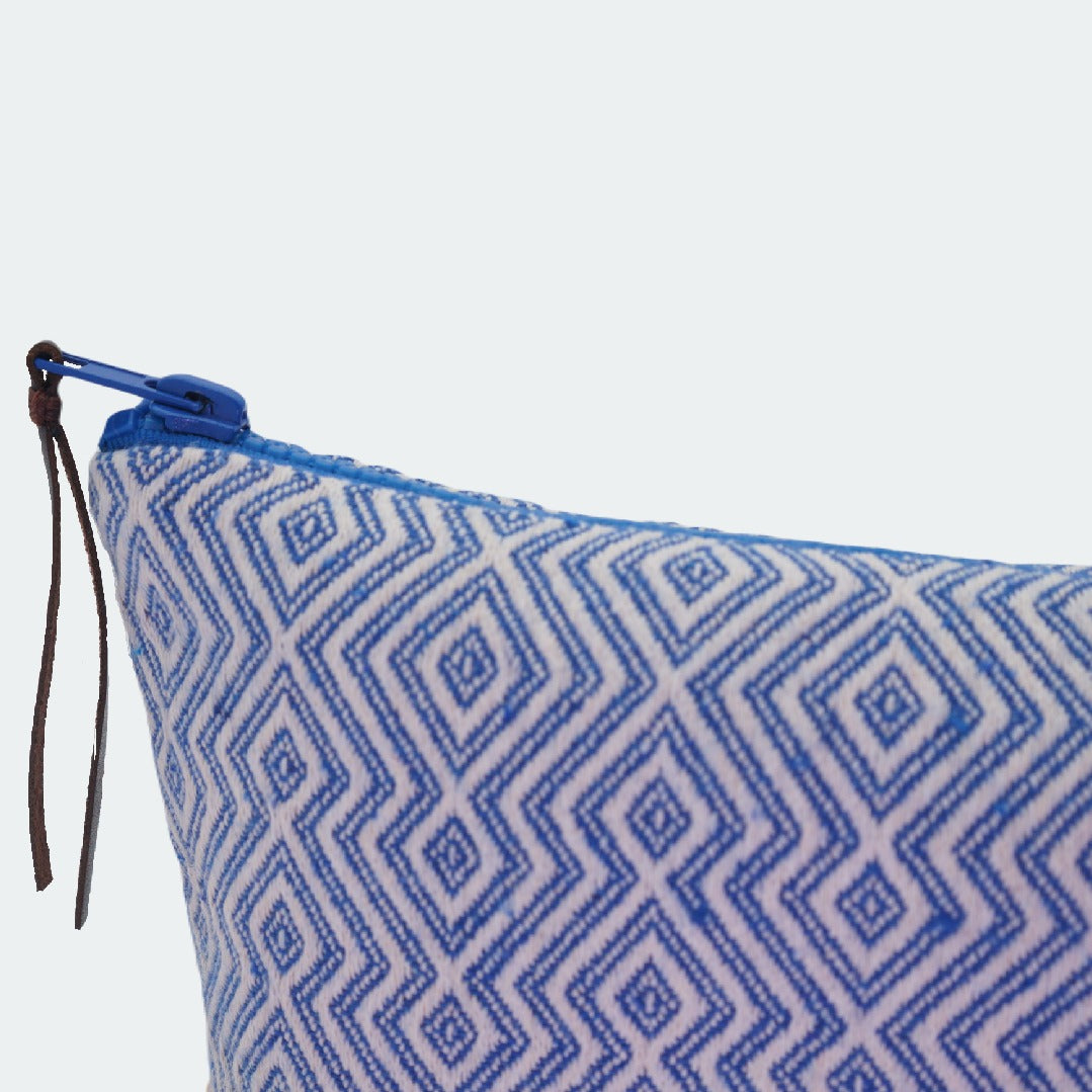 Apasa Handwoven Makeup/Pouch Bag, clutch cosmetic bag closeup material